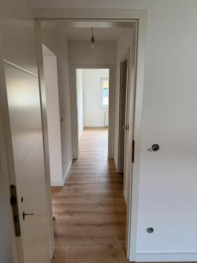 Foto - Vorankündigung frisch renovierte 3ZKB Mietwohnung in Osthofen
