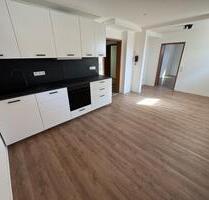 kernsanierte Wohnung mit PKW Stellplatz + Klimaanlage , OTTERBERG