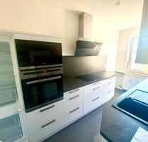 2,5 Zimmet inkl. Kompletter Küche Spül-und Waschmaschine, Balkon - Wuppertal Gemarkung Langerfeld