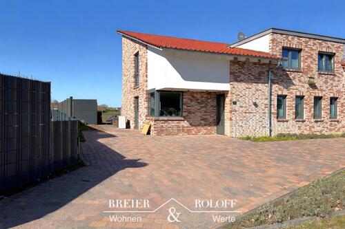 Foto - Moderne Doppelhaushälfte mit Terrasse, Garten und hochwertiger Ausstattung in Uchte