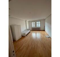 Wg Zimmer Tempelhof - 550,00 EUR Kaltmiete, in Berlin (PLZ: 12053) Neukölln