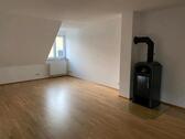 Foto - Große 3 Zimmer Dachgeschoss Wohnung