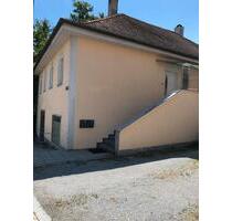 Zweifamilienhaus mit einem laden!!! in Stadtzentrum, Osterhofen!!