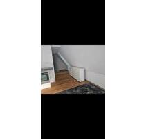 süße 1 Zimmer Dachgeschoss Wohnung - Schwabach