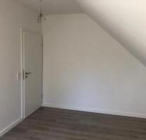 Große Wohnung zu vermieten. - 980,00&nbsp;EUR Kaltmiete, ca.&nbsp; 110,00&nbsp;m&sup2; in Osnabrück (PLZ: 49086) Gretesch