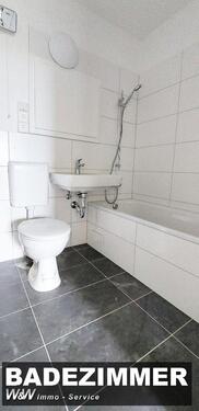 Foto - große 3 Zimmer, Balkon, frisch saniert, Aufzug