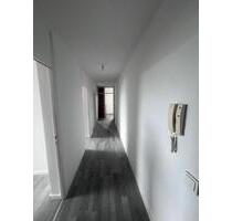 Zu verkaufen: 3-Zimmer-Wohnung - frisch renoviert mit Balkon - Nürnberg Langwasser