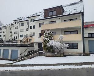 gepflegte und ruhige 2 Zi.-Wohnung mit Balkon im 1.OG nahe Sportklinik - ideal für Singles und Paare - Lüdenscheid Staberg