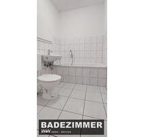 Einbauküche 1 Zimmer, Balkon, frisch saniert, Aufzug - Zwickau Zwickau-Nord