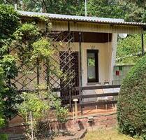 Gepflegtes Wochenendgrundstück mit Bungalow in ruhiger Waldlage - Kemberg