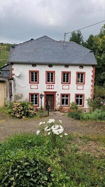 Foto - Altes Bauernhaus mit Anbau & Garage