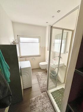 Foto - Frisch renovierte Dachgeschosswohnung mit Einbauküche