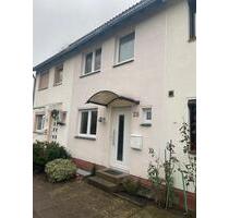 RH Flensburg westliche Höhe 4 Zi. vollunterkellert mit Garage - Tastrup