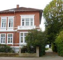 Dachgeschoßwohnung inGründerzeitvilla in Herford Zentrum zu verm.