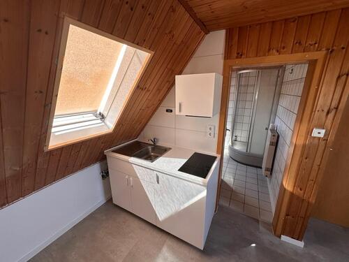 Foto - 1 Zimmer Dachgeschoßwohnung zur Miete in Hannover