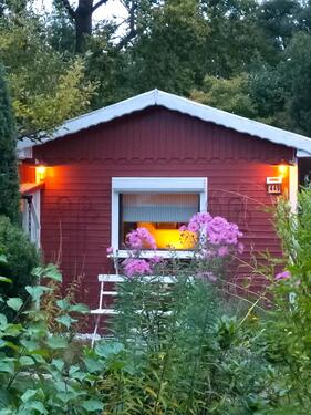 Foto - Haus, Wochenendhaus, Laube, Kleingarten Garten