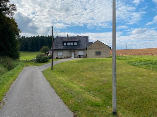 Foto - Renovierungsbedürftiges Schmuckstück in schöner Waldrandlage