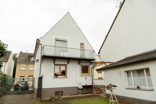 Foto - 6 Zimmer Einfamilienhaus in Niederkassel