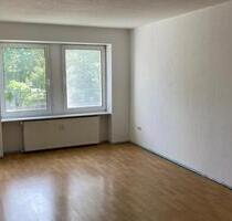 Erdgeschoss Wohnung mit Balkon, Magdeburg