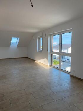 Foto - Ab sofort verfügbar! - Neubau - Moderne 2-Zimmer-Wohnung mit EBK!