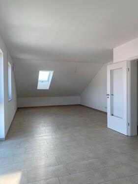 Foto - Dachgeschoßwohnung in Barbing zur Miete