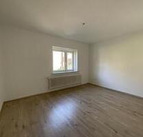 Geräumige 3-Zimmer-Wohnung mit Duschbad und Balkon in Hochparterre - Wilhelmshaven Aldenburg