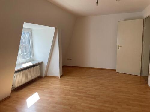 Foto - 2 Zimmer Dachgeschoßwohnung zur Miete in Meerane