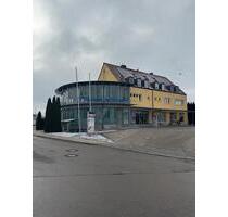 Helle Bürofläche mit Glasfront in Vierkirchen – Nähe S-Bahn