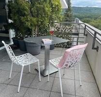 Exklusive lichtdurchflutete Wohnung in Ortsrandlage - Nürtingen