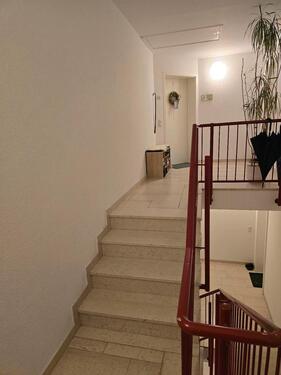 Foto - Zentrale & ruhige 3-Zimmerwohnung mit Balkon, Stellplatz und EBK