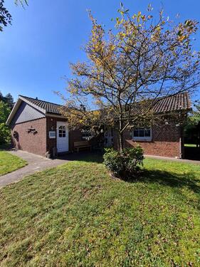 Foto - Gepflegtes Einfamilienhaus, Bungalow am Waldrand, Natur pur