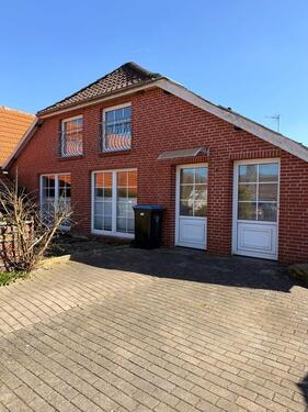 Foto - 7 Zimmer Mehrfamilienhaus, Wohnhaus zum Kaufen in Leer (Ostfriesland)