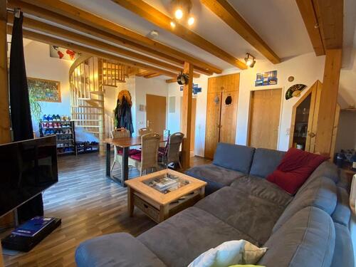 Foto - 60qm helle zentrale Dachgeschoß 2. Zi. Maisonette Wohnung