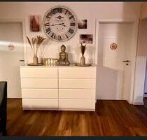 Ruhige, sanierte 4 Zi.Whng. mit großer Terrasse und priv.Garten - Lüdersdorf