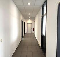 246m² Bürofläche in Willich direkt an der A44 RENORVIERT KLIMA!