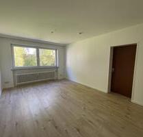 Gemütliche 2-Zimmer-Wohnung mit Dusche und Balkon in Hochparterre - Wilhelmshaven Aldenburg