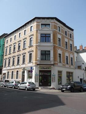 Foto - Helle 2-R-DG WHG ohne Schrägen im san. Altbau – südl. Innenstadt