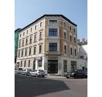 Helle 2-R-DG WHG ohne Schrägen im san. Altbau – südl. Innenstadt - Halle (Saale) Damaschkestraße