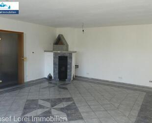 Maisonettenwohnung in Doppelhaushälfte mit Terrasse, Balkonen u. Kaminofen - Hünfeld