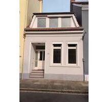 Reihenhaus in Bremen-Findorff, 3 Zimmer, Garten, Dachterrasse