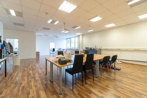 Foto - Praxis- oder Büroräume im ersten Obergeschoss