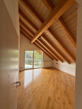 Foto - Großzügige 3-Zimmer-Wohnung mit Balkon in Iggingen