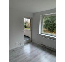 sanierte 3-Zimmer-EG-Wohnung mit Balkon + Garage in Altwarmbüchen - Isernhagen