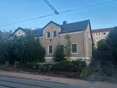 Foto - Einfamilienhaus mit großem Grundstück,Zufahrt und neuem Dach