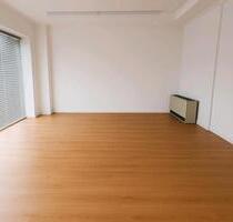 Ladenlokal in Schmelz Robert-Koch-Straße 1 zu vermieten