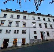 Geräumige und gemütliche 2 Raum DG WE in der Annaberg Innenstadt unweit des Marktes - Annaberg-Buchholz