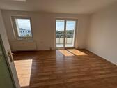 Foto - 2-Raum-Wohnung mit Balkon - 325,00&nbsp;EUR Kaltmiete, ca.&nbsp; 50,71&nbsp;m&sup2;