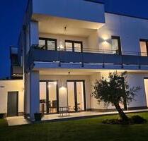 Moderne 3-Zi-Neubauwohnung EG 120 m² möbliert & auf Zeit - Nörvenich