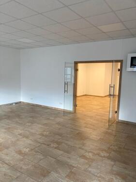 Foto - Gewerbefläche , Büro, Praxis, Ausstelung, Salon, Gastronomie