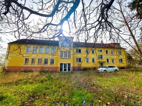 Foto - Wohnensemble mit Ausbaupotenzial bei Neubrandenburg
